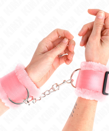 KINK - FURRY LINED WRIST RESTRAINTS PINK ADJUSTABLE 17-31 CM X 7 CM KINK - FURRY LINED WRIST RESTRAINTS PINK ADJUSTABLE 17-31 CM X 7 CM