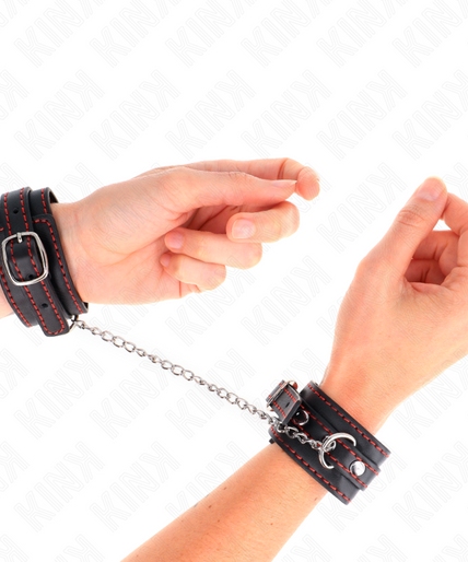 KINK - SMALL WRIST RESTRAINTS BLACK WITH RED LINING ADJUSTABLE 14-24 CM X 3.5 CM KINK - SMALL WRIST RESTRAINTS BLACK WITH RED LINING ADJUSTABLE 14-24 CM X 3.5 CM