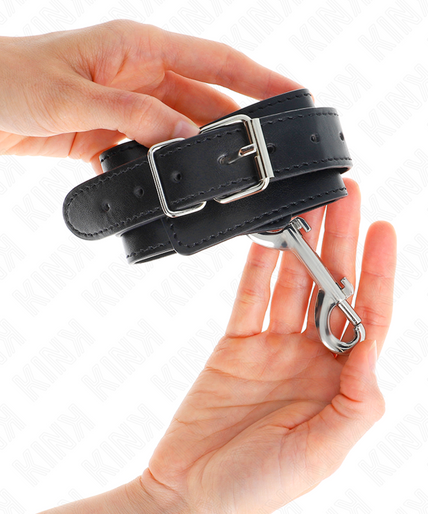 KINK - WRIST RESTRAINTS-SINGLE RIVET ROW AND BIG BUCKLE BLACK ADJUSTABLE 17-28 CM X 5 CM KINK - WRIST RESTRAINTS-SINGLE RIVET ROW AND BIG BUCKLE BLACK ADJUSTABLE 17-28 CM X 5 CM