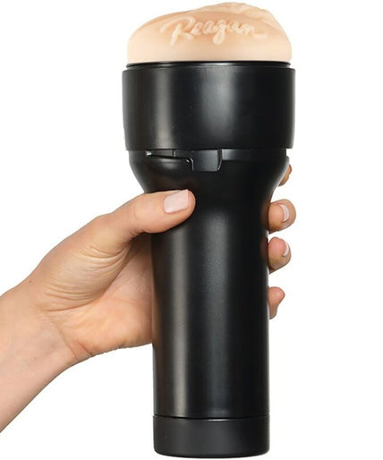KIIROO - ERVAAR REAGAN FOXX STROKER KIIROO STARS COLLECTIE KIIROO - ERVAAR REAGAN FOXX STROKER KIIROO STARS COLLECTIE