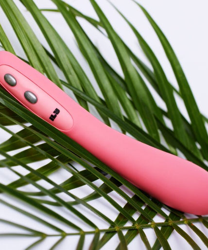 JE JOUE - THE WAND G-SPOT VIBRATOR PINK JE JOUE - THE WAND G-SPOT VIBRATOR PINK