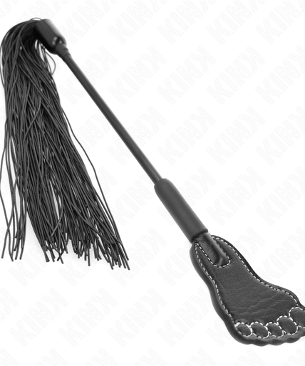 KINK - FOOT SHAPED PADDLE WITH TASSEL WHIP 31 CM KINK - FOOT SHAPED PADDLE WITH TASSEL WHIP 31 CM