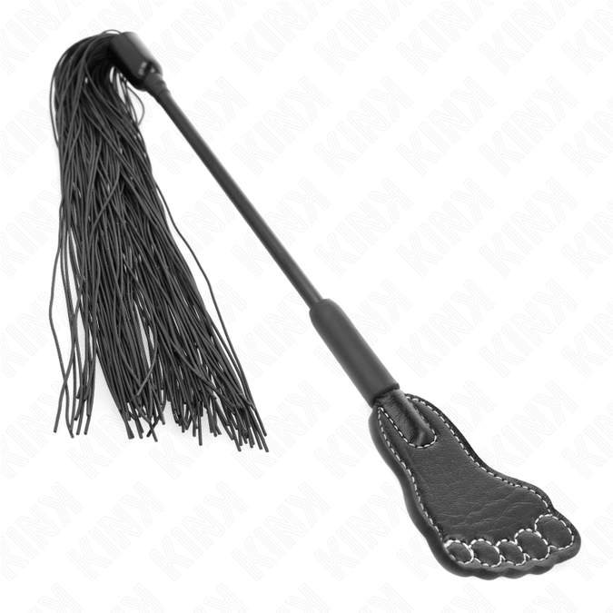 Kink – Foot Shaped Paddle With Tassel Whip 31 Cm