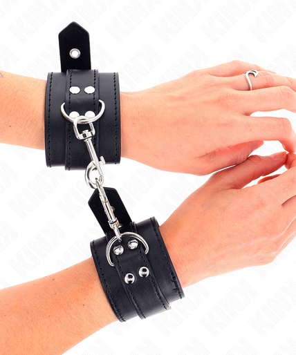 KINK - WRIST RESTRAINTS WITH STUDS 35 X 6 CM KINK - WRIST RESTRAINTS WITH STUDS 35 X 6 CM