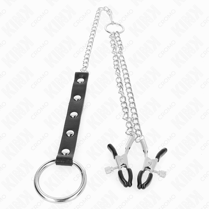 Kink – Metalen Penisring met Ketting en Verstelbare Tepelklemmen