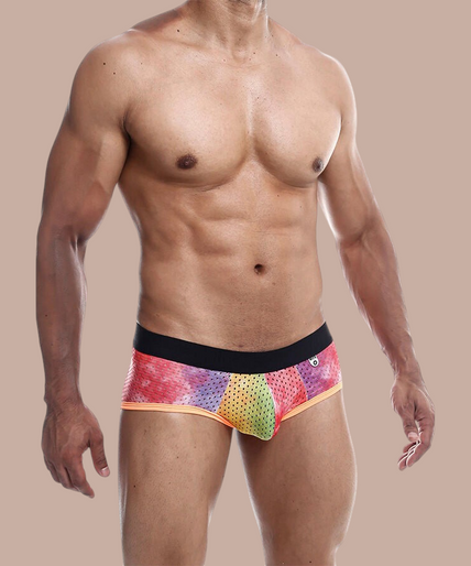 Pleasurements – Mob – Boxer Brief Orange Größe S Pleasurements oranje boxer brief van kant met een zwarte tailleband gedragen door een gespierd model