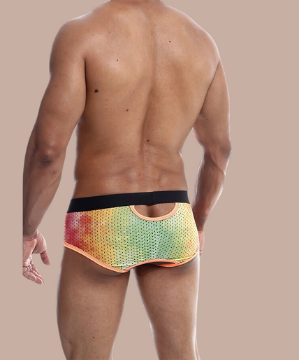 Pleasurements – Mob – Boxer Brief Orange Größe S Pleasurements oranje boxer brief van kant met een zwarte tailleband gedragen door een gespierd model