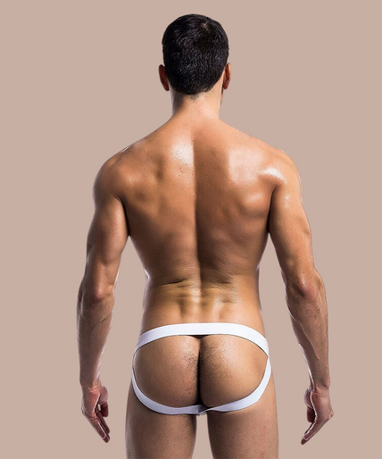 Mob – Weißer Fetisch Jockstrap Badeanzug Größe XL Pleasurements Mob witte fetish jockstrap zwembroek met textuur gedragen door een gespierd model