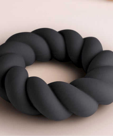 ROCKS-OFF - TWIST BLACK SILICONE MASTURBATOR RING ROCKS-OFF - TWIST BLACK SILICONE MASTURBATOR RING