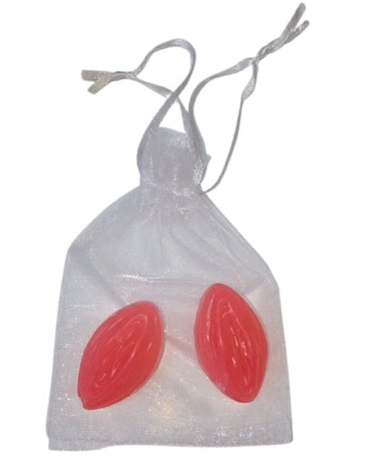 DIABLO PICANTE - 2 VAGINA SHAPED PERFUMED SOAPS RED DIABLO PICANTE - 2 VAGINA SHAPED PERFUMED SOAPS RED