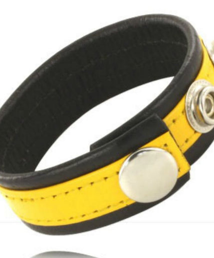 LEATHER BODY - ADJUSTABLE LEATHER STRAP PENIS YELLOW-BLACK LEATHER BODY - ADJUSTABLE LEATHER STRAP PENIS YELLOW-BLACK