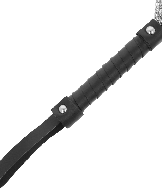 Darkness – BDSM Metall-Bondage-Peitsche