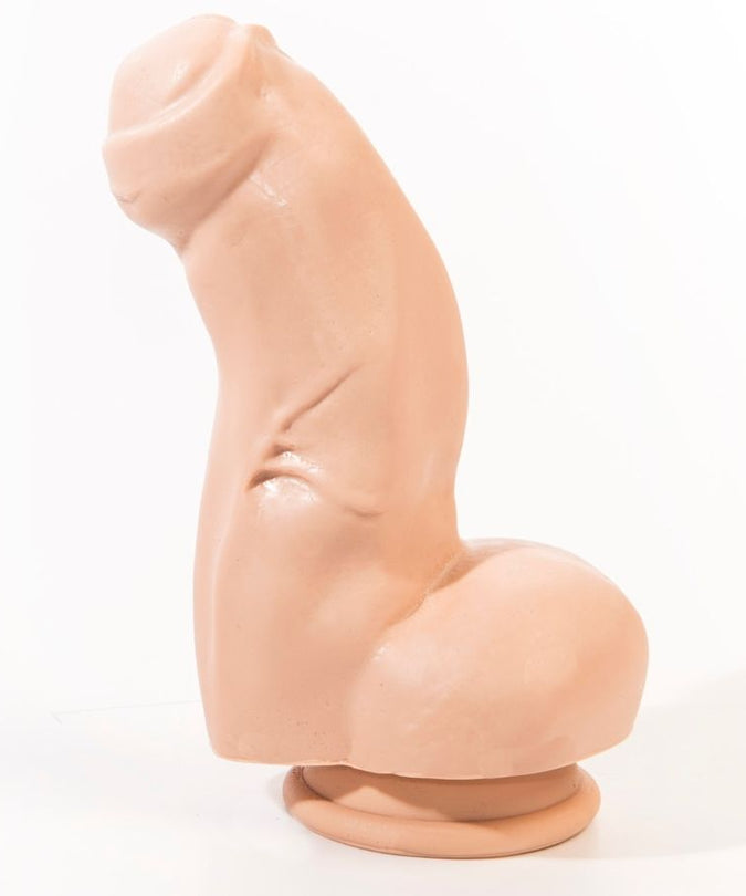 Pink Room – Nestor Realistic Dildo Flesh 16.5 Cm