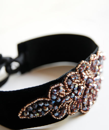 Mondin Rococo – Exclusive Neck & Breast Jewelry Mondin Rococo – Exclusive Neck & Breast Jewelry