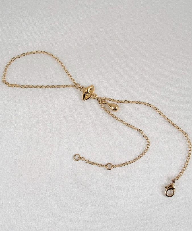 Sylvie Monthulé Hand Jewel Sweet Kisses Design Gold - Pleasurements