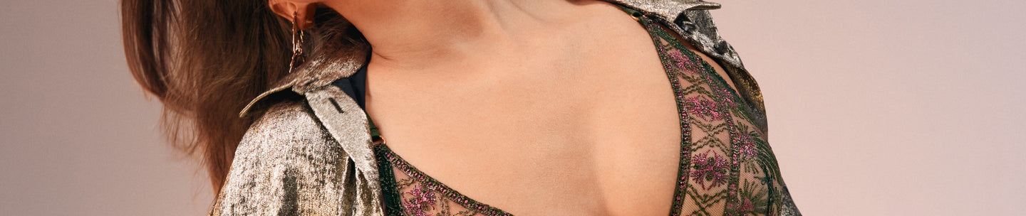 Aubade Sound of Heart Dark Garden by Pleasurements - Elegance in Bloom