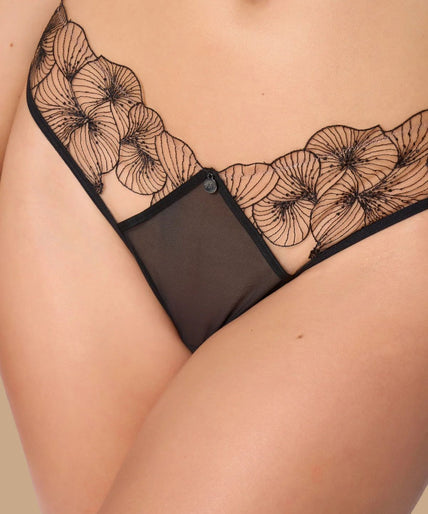 Atelier Amour – Menu Plaisir Tanga Black