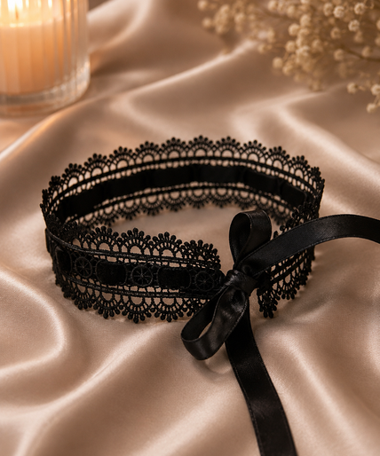 Mondin – Velvet & Lace Mix Black