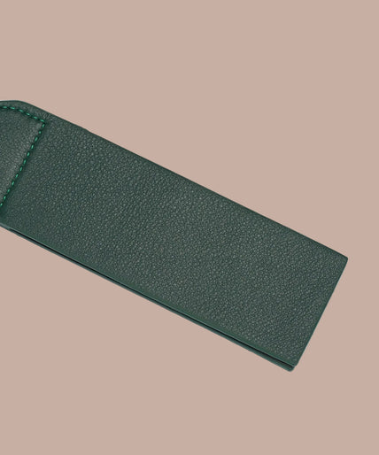 Liefdevolle Ziel Koeienleer Gespleten Tawse Paddle – Mosgroen Chic