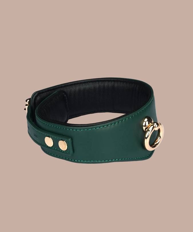 Liebe Seele Cow Leather Curved Collar – Mossy Chic Green