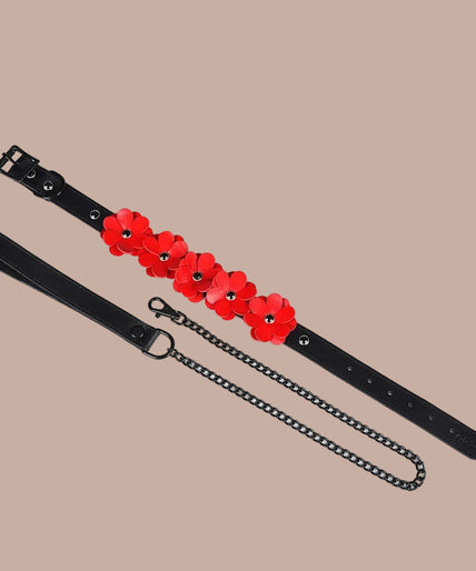 Liebe Seele – Flower Rhythm Leather Collar with Leash – Red Flowers – 40%