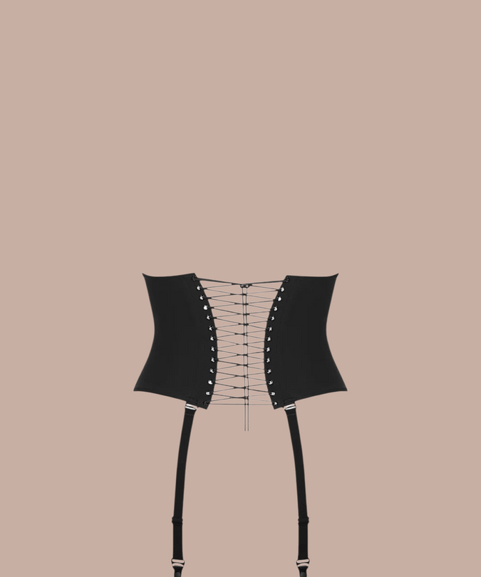 Pleasurements Maison Close Nuit Infinie zwarte jarretelgordel met vetersluiting en metalen details