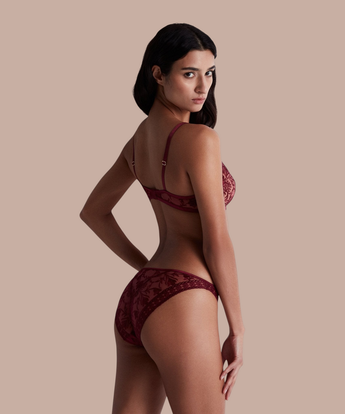 Aubade Magnetic Spell Triangle Bra in Crimson Red - Pleasurements