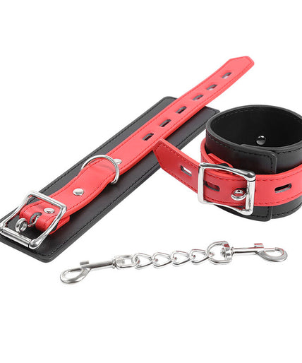 OHMAMA FETISH - LOCK BUCKLE WRIST RESTRAINTS