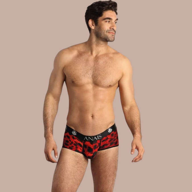 Pleasurements Anais Men Savage brief in rood met zwart luipaardpatroon en elastische tailleband met merklogo