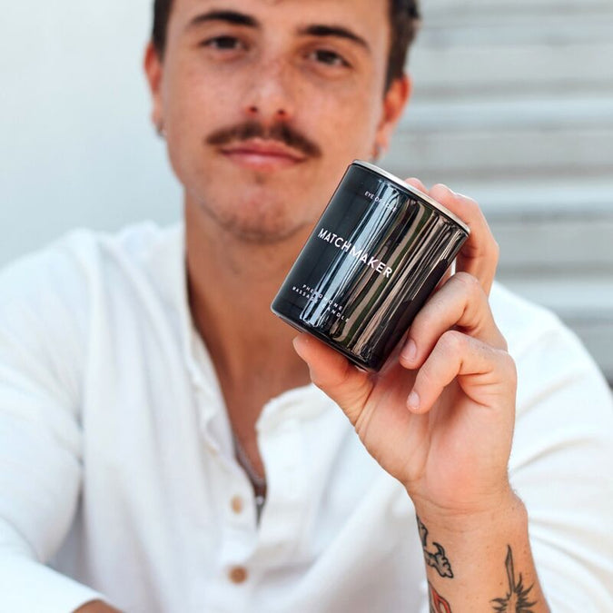 Eye Of Love – Matchmaker Schwarze Diamant Massagekerze Zieh Sie An 150 Ml