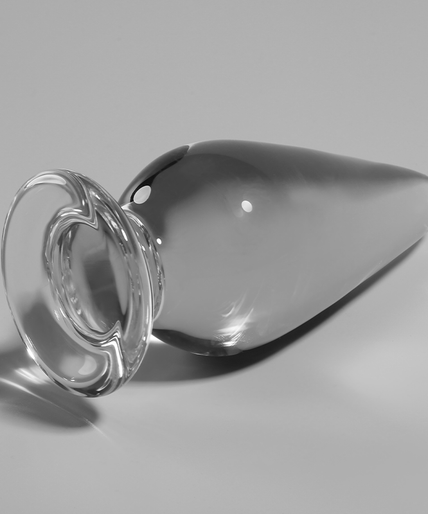 NEBULA SERIES BY IBIZA - MODEL 4 ANAL PLUG BOROSILICATE GLASS CLEAR 11 CM -O- 5 CM