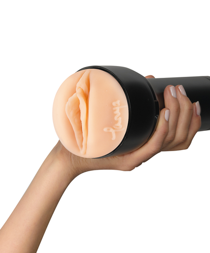 KIIROO - FEEL TANYA TATE - STARS COLLECTION STROKERS