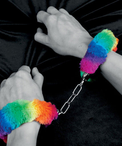 Spencer & Fleetwood – Rainbow Lined Metal Handcuffs