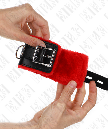 KINK - FUR LINED WRIST RESTRAINTS WITH SQUARE HOLES RED AND BLACK BELT ADJUSTABLE 17-29 CM X 6 CM