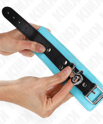 KINK - PREMIUM LOCKABLE WRIST RESTRAINTS BLACK / BLUE ADJUSTABLE 21-28 CM X 5.5 CM