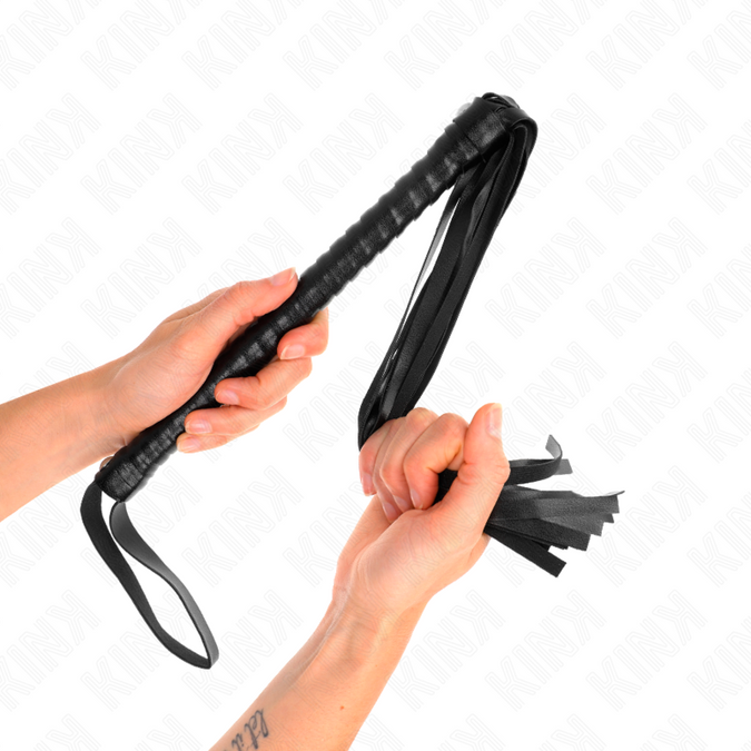 Kink – Whip With Black Textured Handle 48.5 Cm