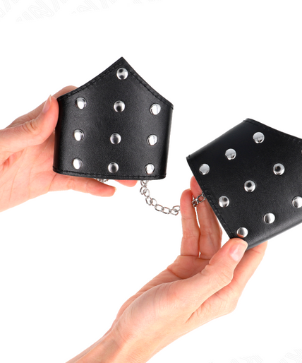 KINK - BLACK POINT STYLE WRISTBANDS WITH CHAIN ADJUSTABLE 17-23 CM X 8.5 CM