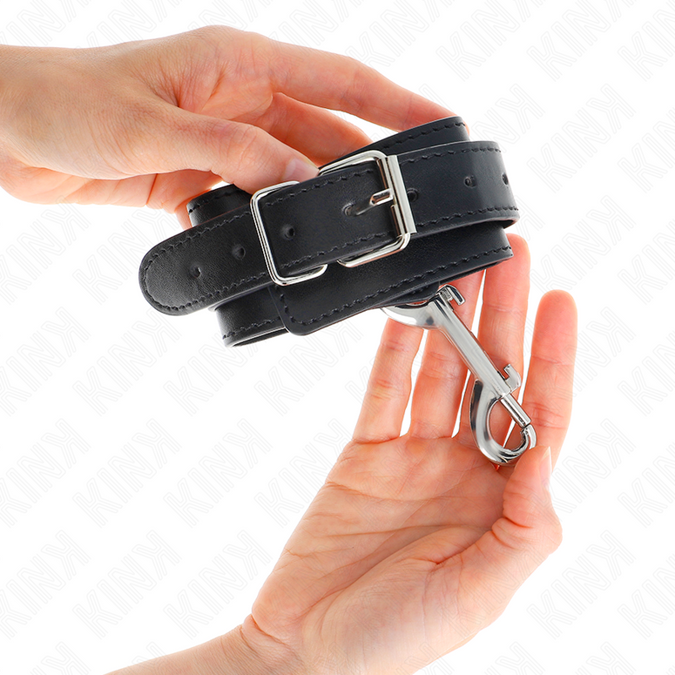 Kink – Wrist Restraints – Single Rivet Row And Big Buckle Black Adjustable 17 – 28 Cm X 5 Cm