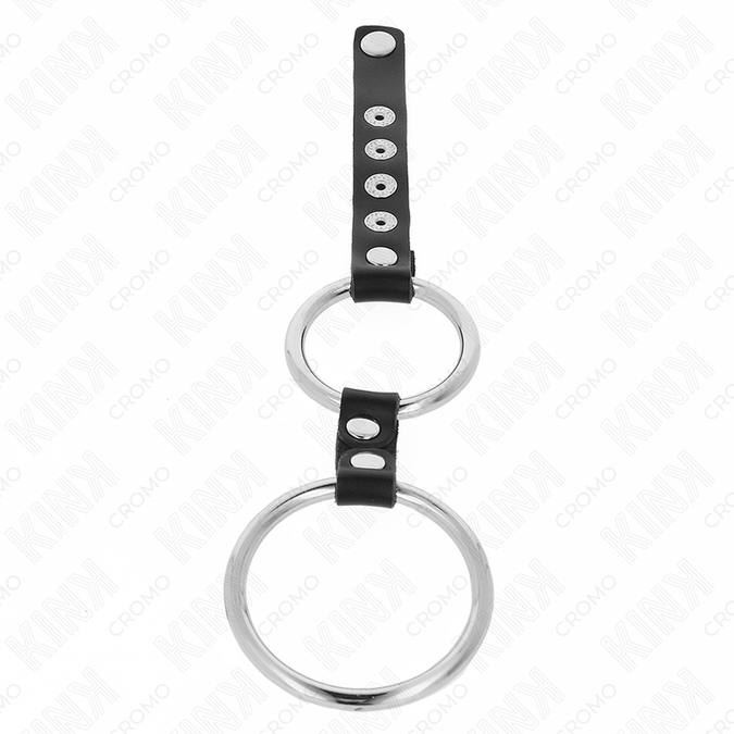 KINK - DUBBELE METALEN PENISRING 3,8 CM TOT 5 CM VERBONDEN MET LEER