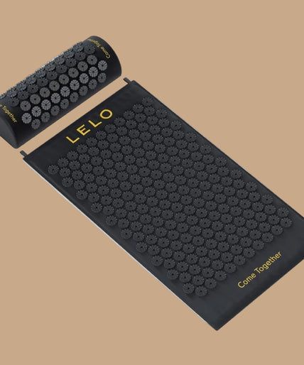 LELO – Relax Body Mat – Black - by Pleasurements