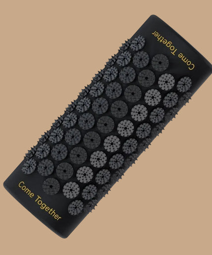 LELO – Relax Body Mat – Black - by Pleasurements