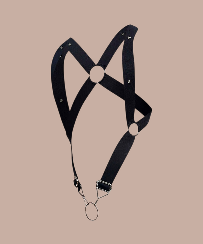 Pleasurements Mob Dngeon zwart harnas met kruisrug en metalen ringdetails voor een verfijnde uitstraling.
