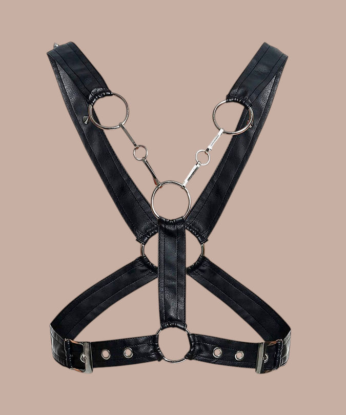 Pleasurements Mob Dngeon zwart lederen en metalen kettingharnas met gekruiste banden en zilverkleurige ringen