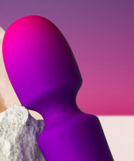 ROCKS- OFF - GLO- GIRL VIBRATOR WAND MINI PURPLE
