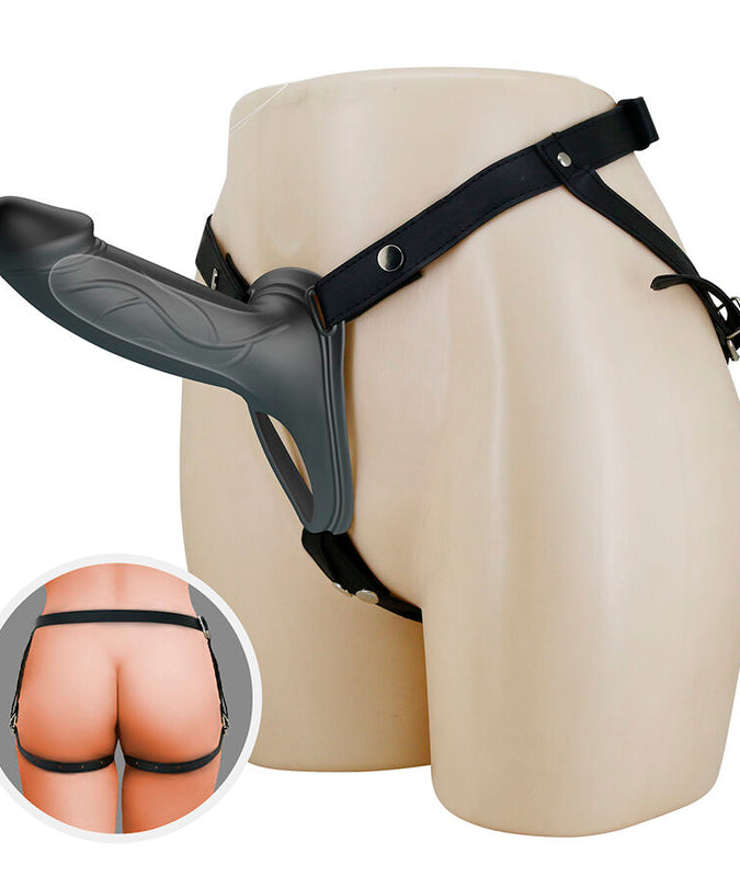 PRETTY LOVE - LANDON BLACK VIBRATING STRAP-ON