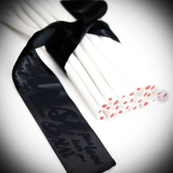 BIJOUX - LES PETITS BONBONS SENSUAL ZIJDEZACHTE HANDBOEIEN