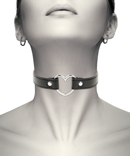 COQUETTE CHIC DESIRE - VEGAN LEATHER NECKLACE WOMAN HEART ACCESSORY