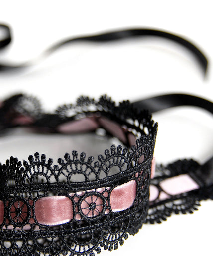 Mondin Velvet & Lace Mix Rose – Exclusive Neck Jewelry